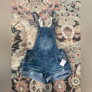 Rue 21 Bib overall shorts size 1/2